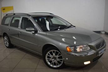 VOLVO V70 2.4 SE D5 5d AUTO 183 BHP