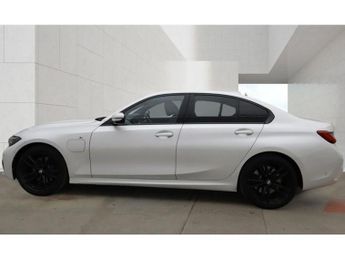 BMW 3 SERIES 2.0 330e 12kWh M Sport Saloon 4dr Petrol Plug-in Hybrid Auto Eur