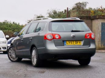 VOLKSWAGEN PASSAT 3.2 FSI V6 SEL Estate Petrol DSG 4Motion 5dr - Just 69,446 Miles