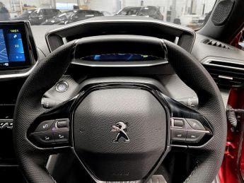 PEUGEOT E-2008 50kWh GT SUV 5dr Electric Auto (7kW Charger) (136 ps)