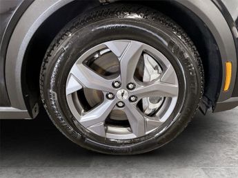 FORD MUSTANG MACH-E Standard Range 70kWh SUV 5dr Electric Automatic (269 ps)