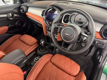 MINI HATCH 1.5 Cooper Exclusive Hatchback 5dr Petrol Steptronic Euro 6 (s/s