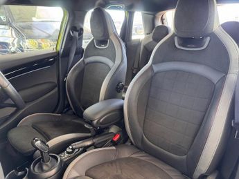 MINI HATCH 1.5 Cooper Sport Hatchback 5dr Petrol Steptronic Euro 6 (s/s) (1