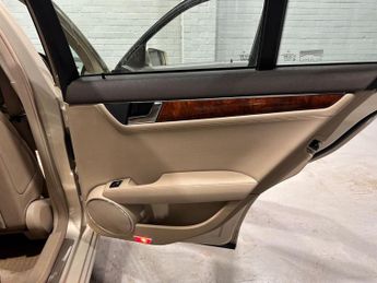 MERCEDES-BENZ C-CLASS 1.8 C250 BlueEfficiency Elegance Estate 5dr Petrol Auto Euro 5 (