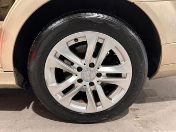 MERCEDES-BENZ C-CLASS 1.8 C250 BlueEfficiency Elegance Estate 5dr Petrol Auto Euro 5 (