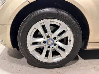 MERCEDES-BENZ C-CLASS 1.8 C250 BlueEfficiency Elegance Estate 5dr Petrol Auto Euro 5 (