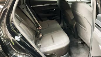 HYUNDAI TUCSON 1.6 h T-GDi SE Connect SUV 5dr Petrol Hybrid Auto Euro 6 (s/s) (