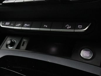 AUDI Q5 2.0 TFSIe 50 S line SUV 5dr Petrol Plug-in Hybrid S Tronic quatt