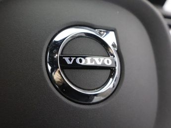 VOLVO S90 2.0h T8 Twin Engine 10.4kWh R-Design Pro Saloon 4dr Petrol Plug-
