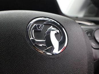 VAUXHALL GRANDLAND X 1.6 13.2kWh Business Edition Nav Premium SUV 5dr Petrol Plug-in 