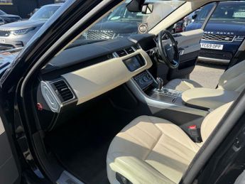 LAND ROVER RANGE ROVER SPORT 3.0 SD V6 HSE Dynamic SUV 5dr Diesel Auto 4WD Euro 6 (s/s) (306 