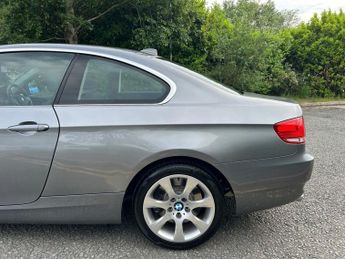 BMW 3 SERIES 3.0 330i SE Coupe 2dr Petrol Steptronic Euro 4 (272 ps)-Factory 