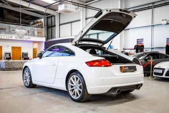 AUDI TT 1.8 TFSI Sport Coupe 3dr Petrol Manual Euro 6 (s/s) (180 ps)