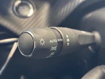 PEUGEOT E-208 50kWh GT Hatchback 5 Door Electric Automatic Black 1 Former Keep