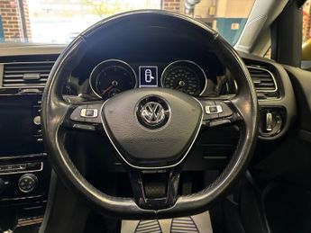 VOLKSWAGEN GOLF 2.0 TDI GT Hatchback 5 Door Diesel Automatic DSG Yellow Euro 6 