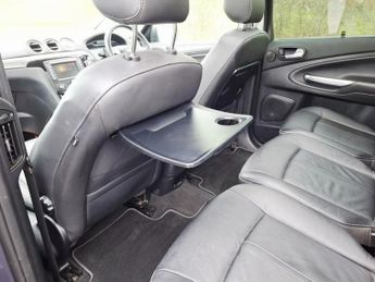 FORD S-MAX 2.0 TDCi Titanium MPV 5dr Diesel Powershift Euro 5 (163 ps)