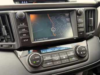 TOYOTA RAV4 2.5 VVT-h Excel SUV 5dr Petrol Hybrid CVT 4WD Euro 6 (s/s) (Safe