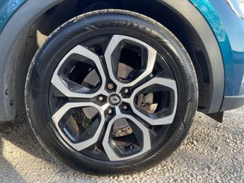 RENAULT ARKANA 1.6 E-TECH techno SUV 5dr Petrol Hybrid Auto 2WD 