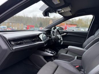 AUDI Q4 E-TRON 35 S line SUV 5dr Electric Auto 55kWh (170 ps)