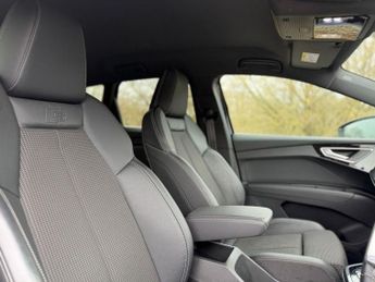 AUDI Q4 E-TRON 35 S line SUV 5dr Electric Auto 55kWh (170 ps)