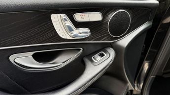 MERCEDES-BENZ GLC 2.1 GLC220d AMG Line (Premium) Coupe G-Tronic 4MATIC Euro 6 (s/s