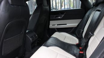 JAGUAR XF 2.0d R-Sport Saloon 4dr Diesel Auto Euro 6 (s/s) (180 ps)
