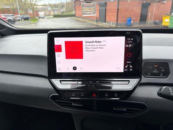 VOLKSWAGEN ID.3 Pro Performance 58kWh Life Hatchback 5dr Electric Auto (204 ps)