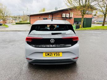 VOLKSWAGEN ID.3 Pro Performance 58kWh Life Hatchback 5dr Electric Auto (204 ps)