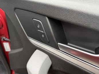 AUDI Q5 2.0 TDI S line SUV 5dr Diesel S Tronic quattro Euro 6 (s/s) (190