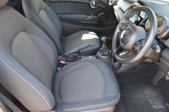 MINI CONVERTIBLE 1.5 Cooper Convertible 2dr Petrol Manual Euro 6 (s/s) (136 ps)