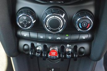 MINI CONVERTIBLE 1.5 Cooper Convertible 2dr Petrol Manual Euro 6 (s/s) (136 ps)