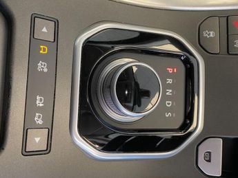 LAND ROVER RANGE ROVER EVOQUE 2.2 SD4 Pure Tech SUV 5dr Diesel Auto 4WD Euro 5 (s/s) (190 ps)