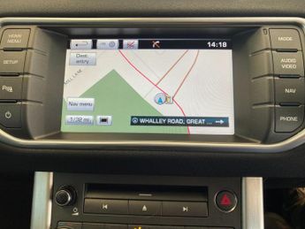 LAND ROVER RANGE ROVER EVOQUE 2.2 SD4 Pure Tech SUV 5dr Diesel Auto 4WD Euro 5 (s/s) (190 ps)