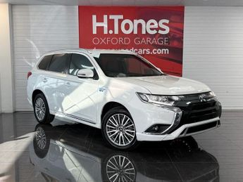 Mitsubishi Outlander 2.4h TwinMotor 13.8kWh Dynamic SUV 5dr Petrol Plug-in Hybrid CVT
