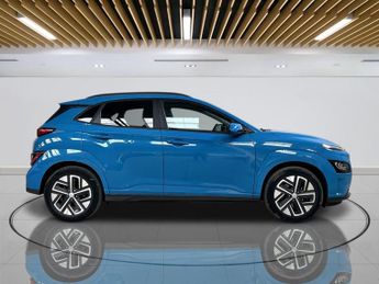 HYUNDAI KONA 39kWh Premium SUV 5dr Electric Auto (10.5kW Charger) (136 ps)