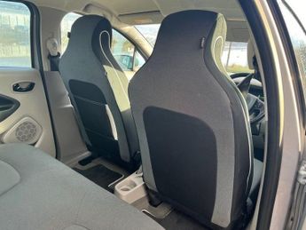 RENAULT ZOE 22kWh Dynamique Intens Hatchback 5dr Electric Auto (Battery Leas