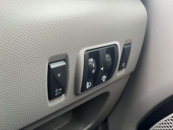 RENAULT ZOE 22kWh Dynamique Intens Hatchback 5dr Electric Auto (Battery Leas