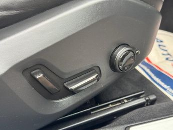 VOLVO S60 2.0 T5 R-Design Plus Saloon 4dr Petrol Auto Euro 6 (s/s) (250 ps