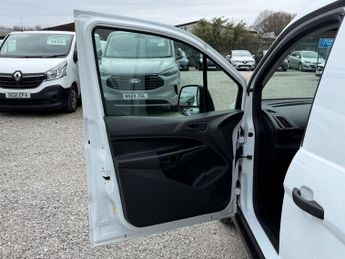 FORD TRANSIT CONNECT 1.5 TDCi 200 Panel Van 5dr Diesel Manual L1 H1 (120 g/km, 74 bhp