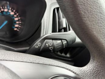 FORD TRANSIT CONNECT 1.5 TDCi 200 Panel Van 5dr Diesel Manual L1 H1 (120 g/km, 74 bhp