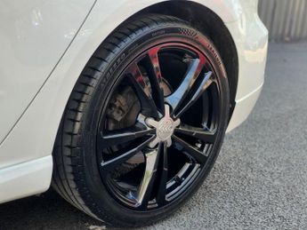 AUDI A3 1.0 TFSI 30 S line Sportback 5dr Petrol S Tronic Euro 6 (s/s) (1