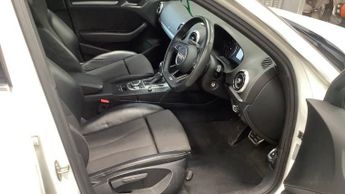 AUDI A3 1.0 TFSI 30 S line Sportback 5dr Petrol S Tronic Euro 6 (s/s) (1