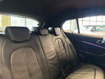 BMW 1 SERIES 1.5 118i M Sport (LCP) Hatchback 5dr Petrol DCT Euro 6 (s/s) (13