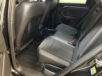 AUDI Q3 2.0 TDI 35 S line Sportback 5dr Diesel S Tronic Euro 6 (s/s) (15