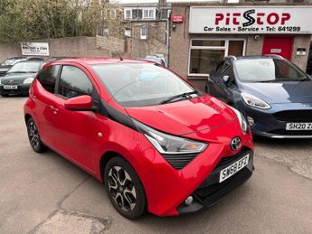 Toyota AYGO 1.0 VVT-i x-plore Hatchback 5dr Petrol Manual Euro 6 (71 ps)