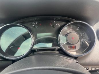 PEUGEOT 3008 1.6 HDi Exclusive SUV 5dr Diesel Manual Euro 5 (112 ps)