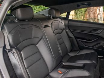 PORSCHE TAYCAN Performance Plus 93.4kWh Turbo Saloon 4dr Electric Auto 4WD (11k