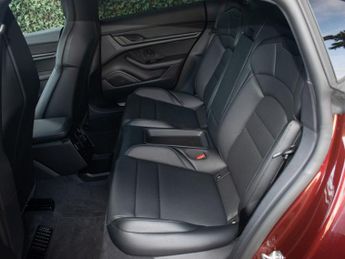 PORSCHE TAYCAN Performance Plus 93.4kWh 4S Saloon 4dr Electric Auto 4WD (11kW C
