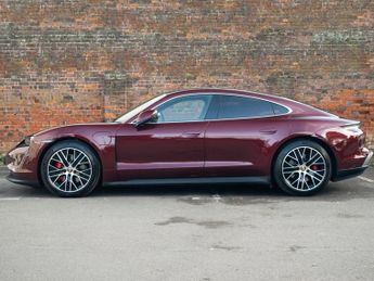 PORSCHE TAYCAN Performance Plus 93.4kWh 4S Saloon 4dr Electric Auto 4WD (11kW C