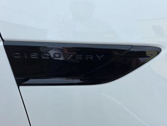 LAND ROVER DISCOVERY 3.0 SD V6 Landmark Edition SUV 5dr Diesel Auto 4WD Euro 6 (s/s) 